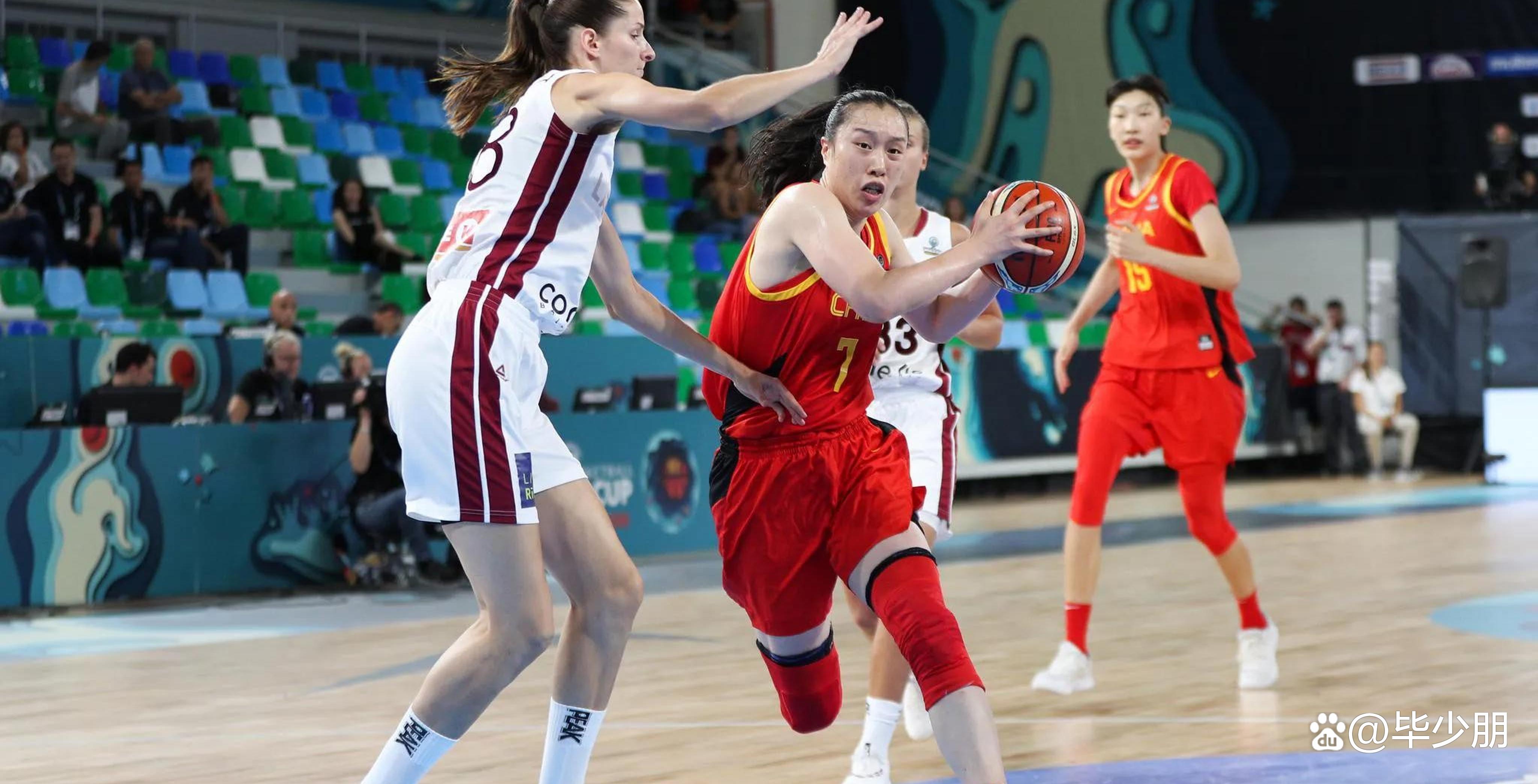 关键时刻中国球员挺身而出，实力得到认可